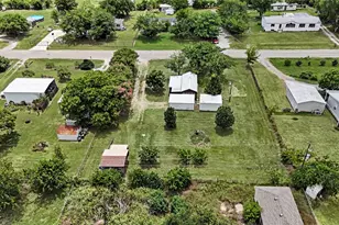 1304 Terry Dr, Willow Park, TX 76008 - Photo 24