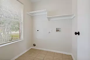 614 Hearthstone Dr, Lancaster, TX 75146 - Photo 20