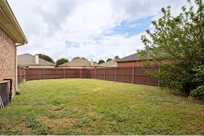 614 Hearthstone Drive, Lancaster, TX 75146 - Photo 22