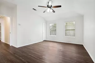 614 Hearthstone Dr, Lancaster, TX 75146 - Photo 16
