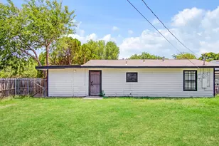 3700 Griggs Ave, Fort Worth, TX 76119 - Photo 4