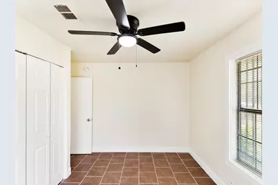 3700 Griggs Avenue, Fort Worth, TX 76119 - Photo 24