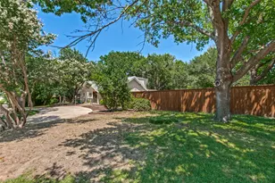 100 N Gentle Dr, Richardson, TX 75080 - Photo 4
