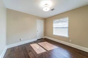 2231 Templeton Dr, Arlington, TX 76006 - Photo 18