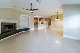 2231 Templeton Dr, Arlington, TX 76006 - Photo 6
