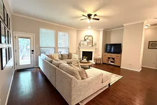 6506 Bluebird Dr, Arlington, TX 76001 - Photo 4
