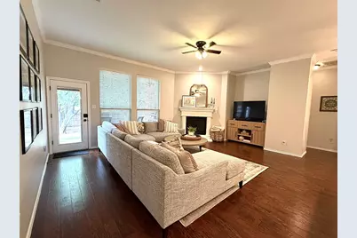 6506 Bluebird Drive, Arlington, TX 76001 - Photo 4