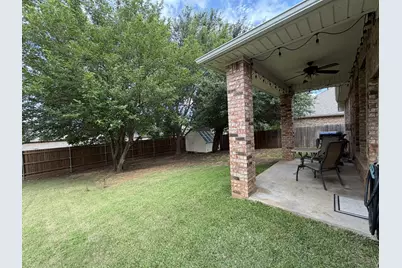 6506 Bluebird Drive, Arlington, TX 76001 - Photo 18
