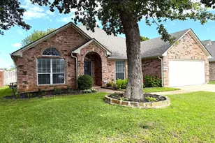 6506 Bluebird Dr, Arlington, TX 76001 - Photo 1