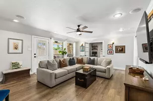 302 Denton Dr, Roanoke, TX 76262 - Photo 8