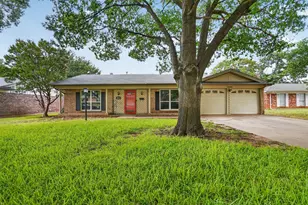 5016 St Lawrence Rd, Fort Worth, TX 76103 - Photo 2