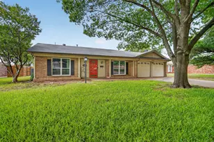5016 St Lawrence Rd, Fort Worth, TX 76103 - Photo 2