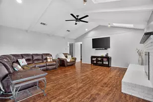 5016 St Lawrence Rd, Fort Worth, TX 76103 - Photo 8