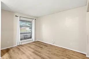 305 NE Todd St, Burleson, TX 76028 - Photo 6