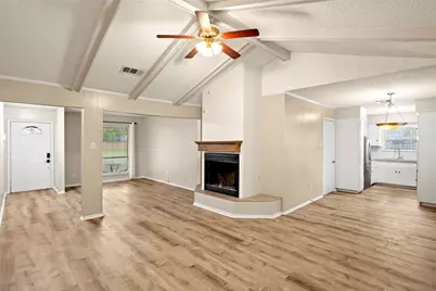 305 NE Todd Street, Burleson, TX 76028 - Photo 4