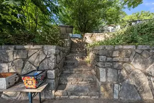 3810 Silver Creek Ct, Granbury, TX 76048 - Photo 4