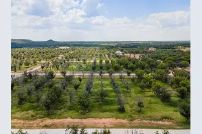 1336 Cirrus Loop, Granbury, TX 76049 - Photo 2