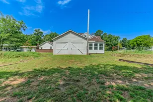 620 Forrester St, Greenville, TX 75401 - Photo 6