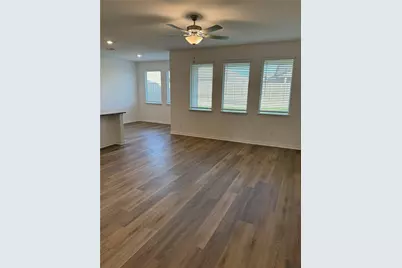 537 Robinson Way, Fate, TX 75189 - Photo 2