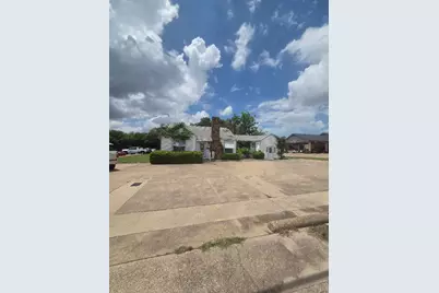 3217 Denton Highway, Haltom City, TX 76117 - Photo 1