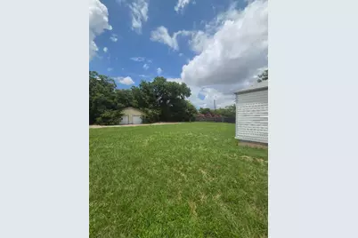 3217 Denton Highway, Haltom City, TX 76117 - Photo 2