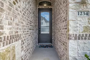 1234 Stagecoach Trl, Justin, TX 76247 - Photo 2