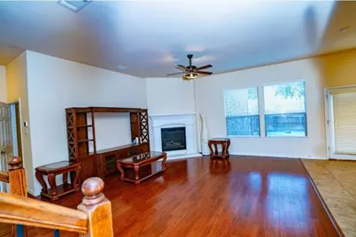 2439 Newcastle Bend, Irving, TX 75063 - Photo 8