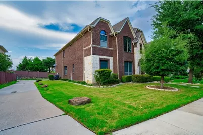 2439 Newcastle Bend, Irving, TX 75063 - Photo 6