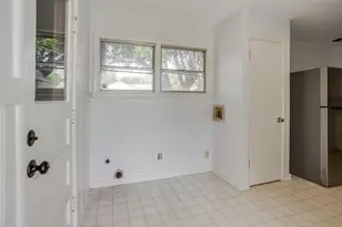 3557 Suffolk Dr, Fort Worth, TX 76109 - Photo 10