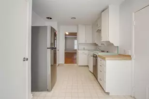 3557 Suffolk Dr, Fort Worth, TX 76109 - Photo 8