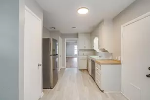 3557 Suffolk Dr, Fort Worth, TX 76109 - Photo 10