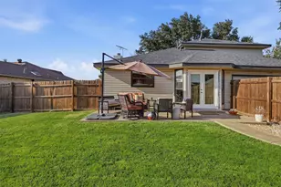 7606 Beverly Dr, Rowlett, TX 75089 - Photo 6