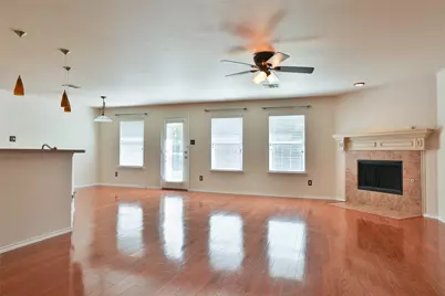 809 Robbin Circle, McKinney, TX 75072 - Photo 2