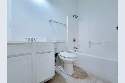 8033 Summer Stream Drive, Fort Worth, TX 76134 - Photo 16