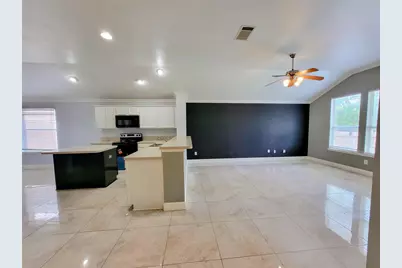 8033 Summer Stream Drive, Fort Worth, TX 76134 - Photo 8