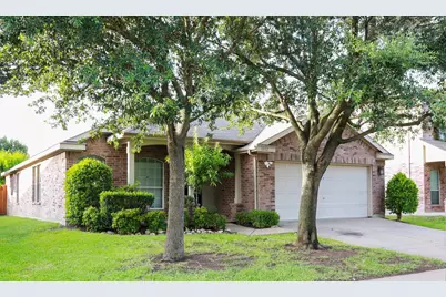 3252 Torio, Grand Prairie, TX 75054 - Photo 2