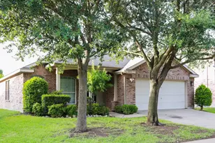 3252 Torio, Grand Prairie, TX 75054 - Photo 2