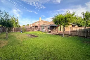 3252 Torio, Grand Prairie, TX 75054 - Photo 12