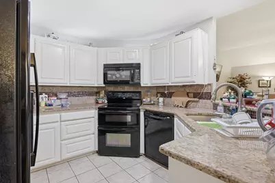 19007 White Bluff Drive, Whitney, TX 76692 - Photo 10