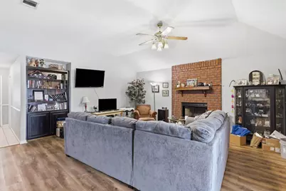 19007 White Bluff Drive, Whitney, TX 76692 - Photo 6
