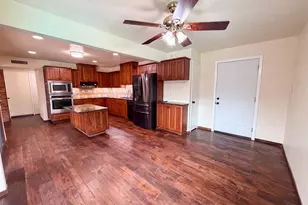 530 Shadowcrest Ln, Coppell, TX 75019 - Photo 2