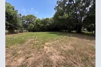 608 E Navasota Street, Groesbeck, TX 76642 - Photo 16