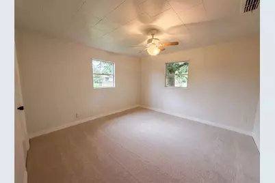608 E Navasota Street, Groesbeck, TX 76642 - Photo 4