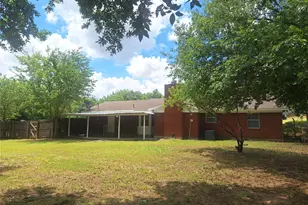 6005 Barry Dr, Watauga, TX 76148 - Photo 34