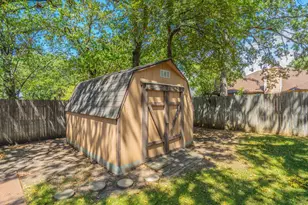 2119 Turf Club Dr, Arlington, TX 76017 - Photo 24