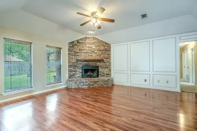 2119 Turf Club Drive, Arlington, TX 76017 - Photo 6
