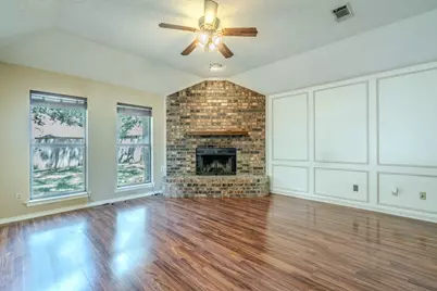 2119 Turf Club Drive, Arlington, TX 76017 - Photo 4