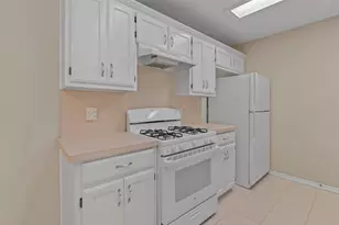 1918 Lee Dr, Denton, TX 76209 - Photo 22