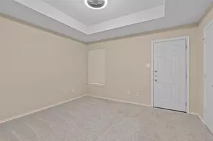 1918 Lee Dr, Denton, TX 76209 - Photo 12