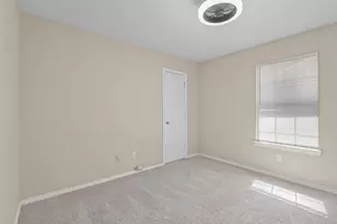 1918 Lee Dr, Denton, TX 76209 - Photo 10